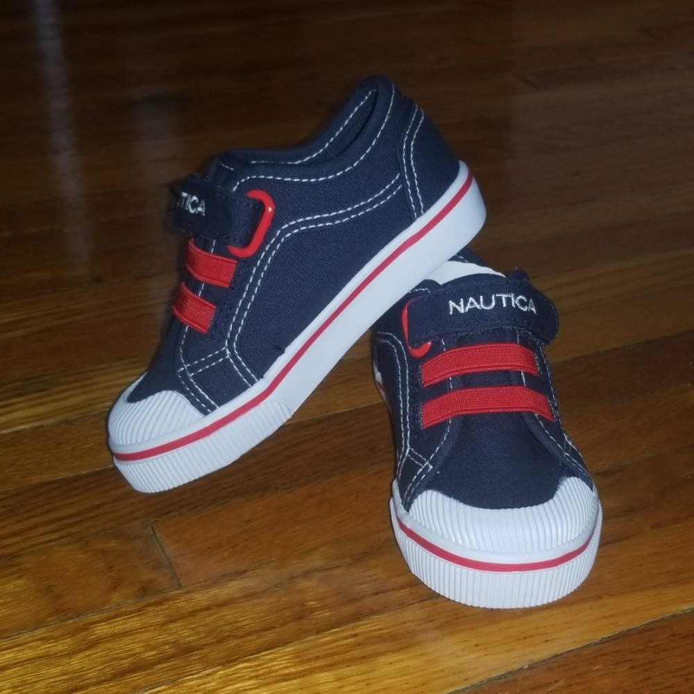 Toddler deck shoes